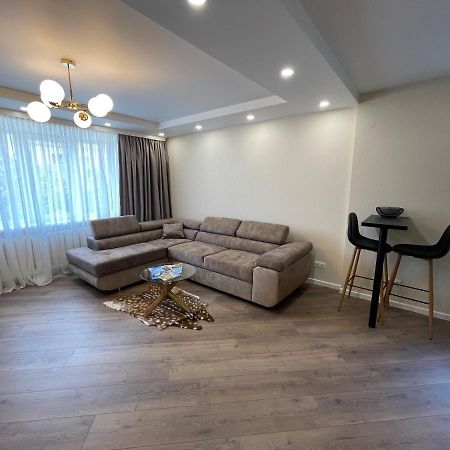 Stradinya Apartment Ventspils Kültér fotó